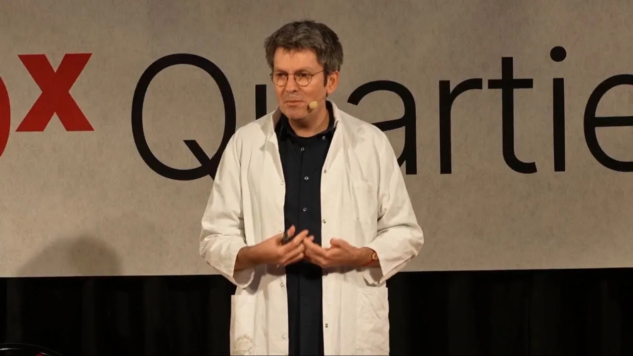 Olivier Hamant présente la robustesse lors de sa conférence TEDx